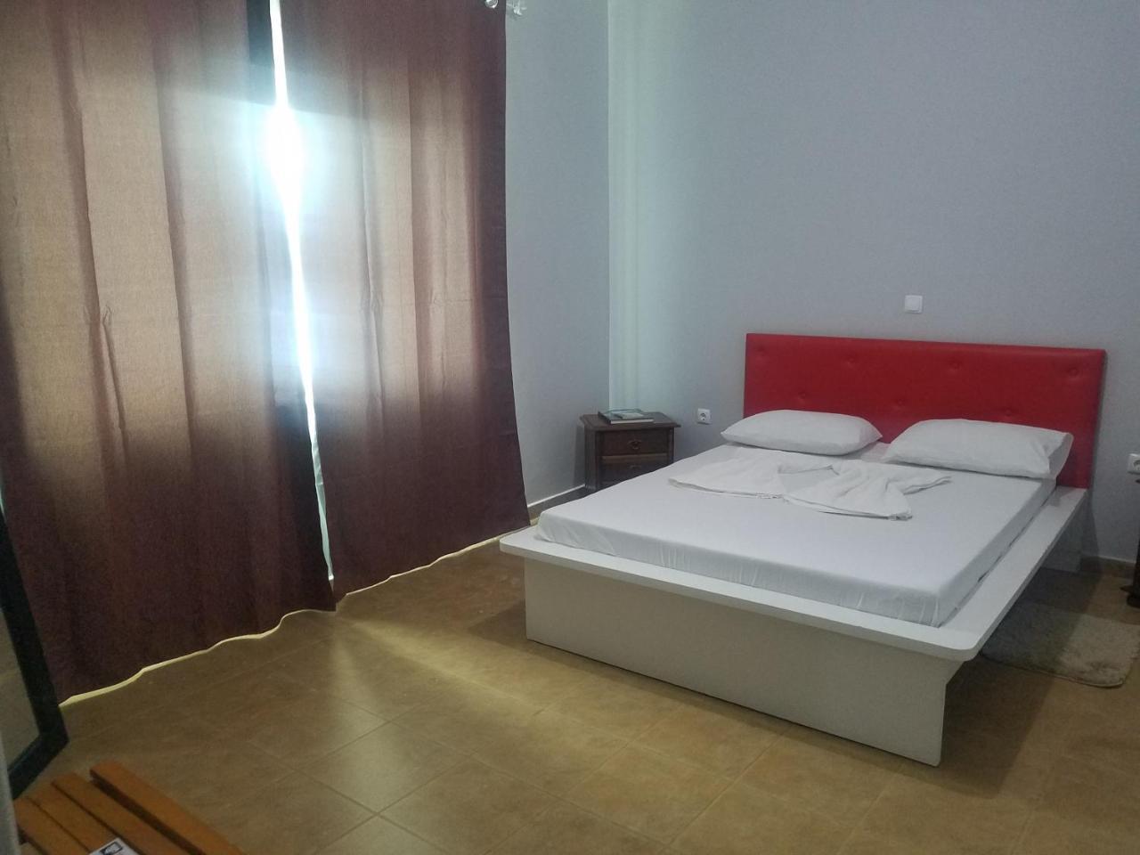 Maresia Guest House Πράγια Εξωτερικό φωτογραφία